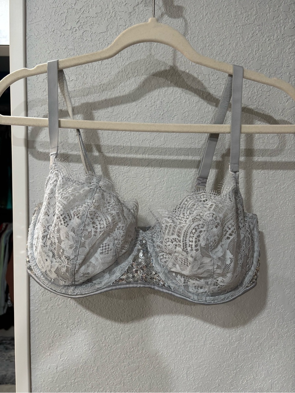 Victoria's Secret Dream Angels Push-up Bra Without Padding
